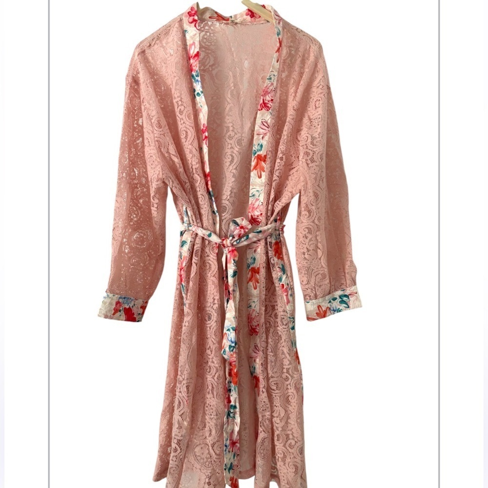 POL Lace Duster NWOT
